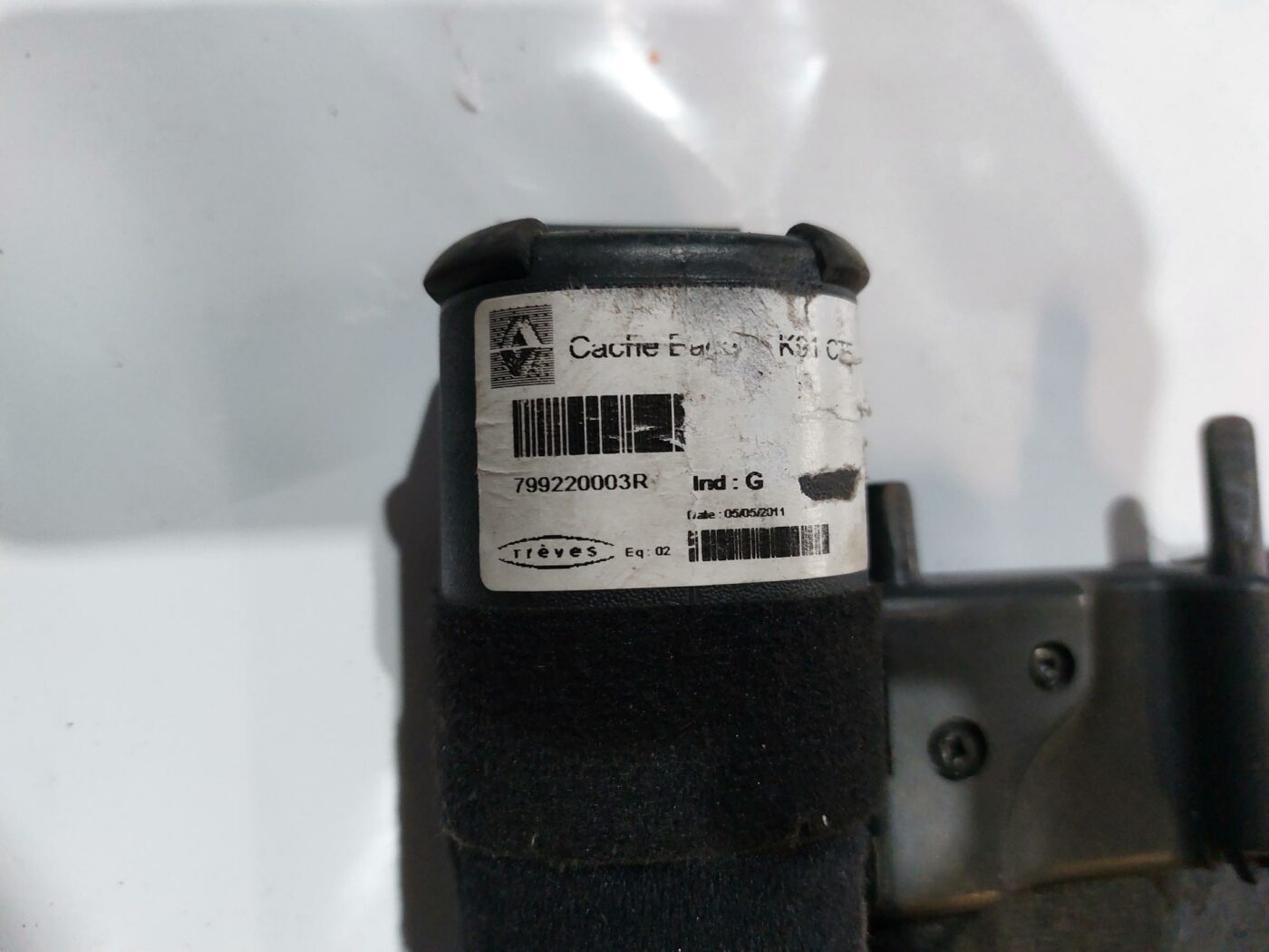 Bagāžnieka žalūzija priekš RENAULT LAGUNA 2011 3 Bagāžnieka žalūzija priekš RENAULT LAGUNA 2011