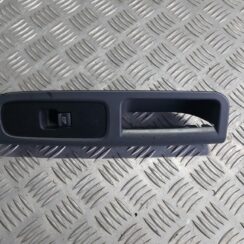 Stikla pacelšanas poga priekš VOLVO S40 2004 Black