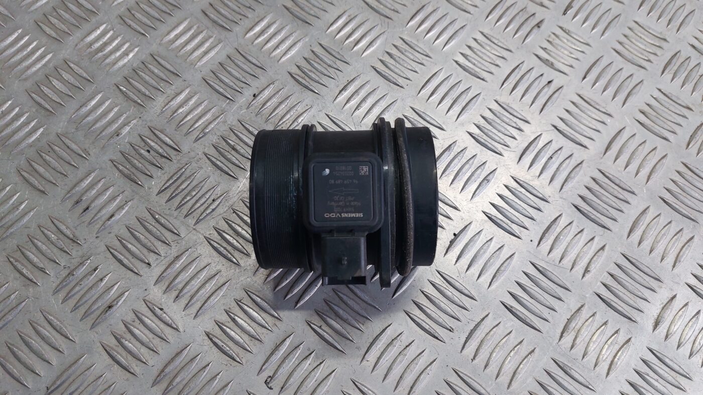 Gaisa plūsmas mērītājs priekš VOLVO S40 2004 Black 1 Gaisa plūsmas mērītājs priekš VOLVO S40 2004 Black