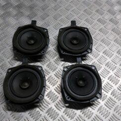 Durvju skaļrunis, apakšā priekš MITSUBISHI COLT 2007