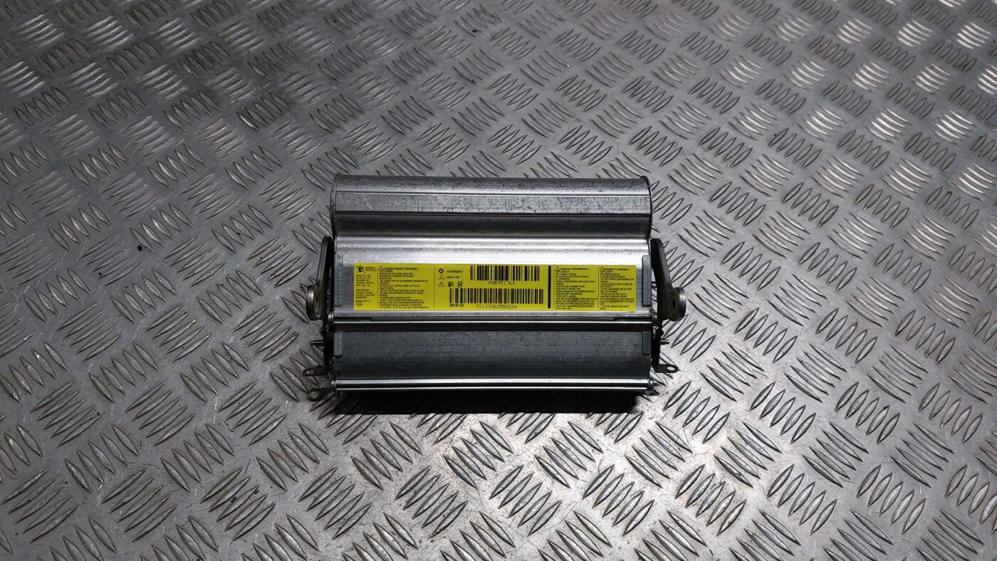 Mērinstrumentu paneļa drošības spilvens priekš MITSUBISHI COLT 2007