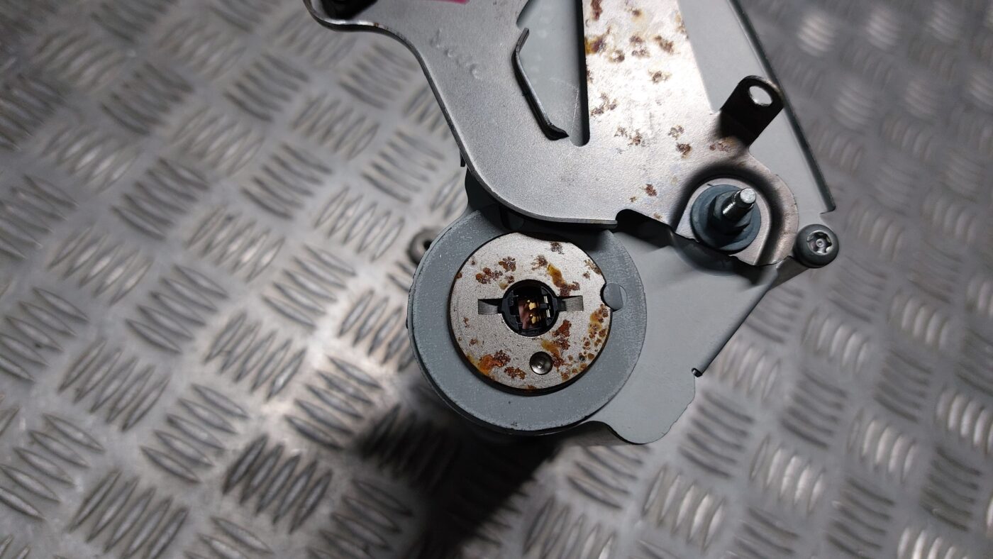 Mērinstrumentu paneļa drošības spilvens priekš MITSUBISHI COLT 2007