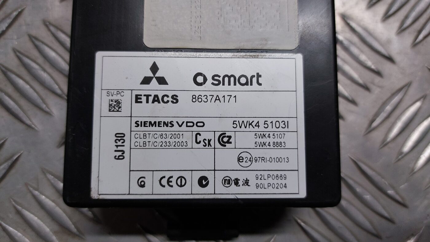 Drošinātāju bloks priekš MITSUBISHI COLT 2007 4 Drošinātāju bloks priekš MITSUBISHI COLT 2007