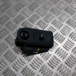 Spoguļa regulēšanas poga priekš MITSUBISHI COLT 2007