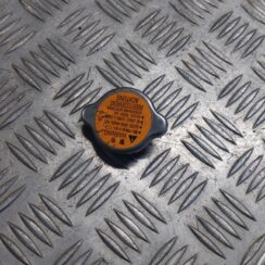 Radiatora vāks priekš MITSUBISHI COLT 2007