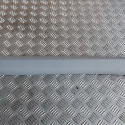 Priekšējas salona statnes apdare priekš MITSUBISHI COLT 2007