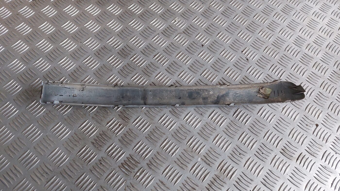 Priekšēja bufera uzlika priekš MITSUBISHI COLT 2007