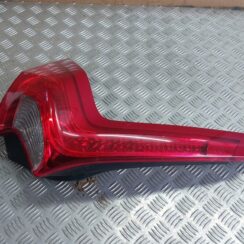 Aizmugurējais kreisais lukturis priekš VOLVO V60 2012