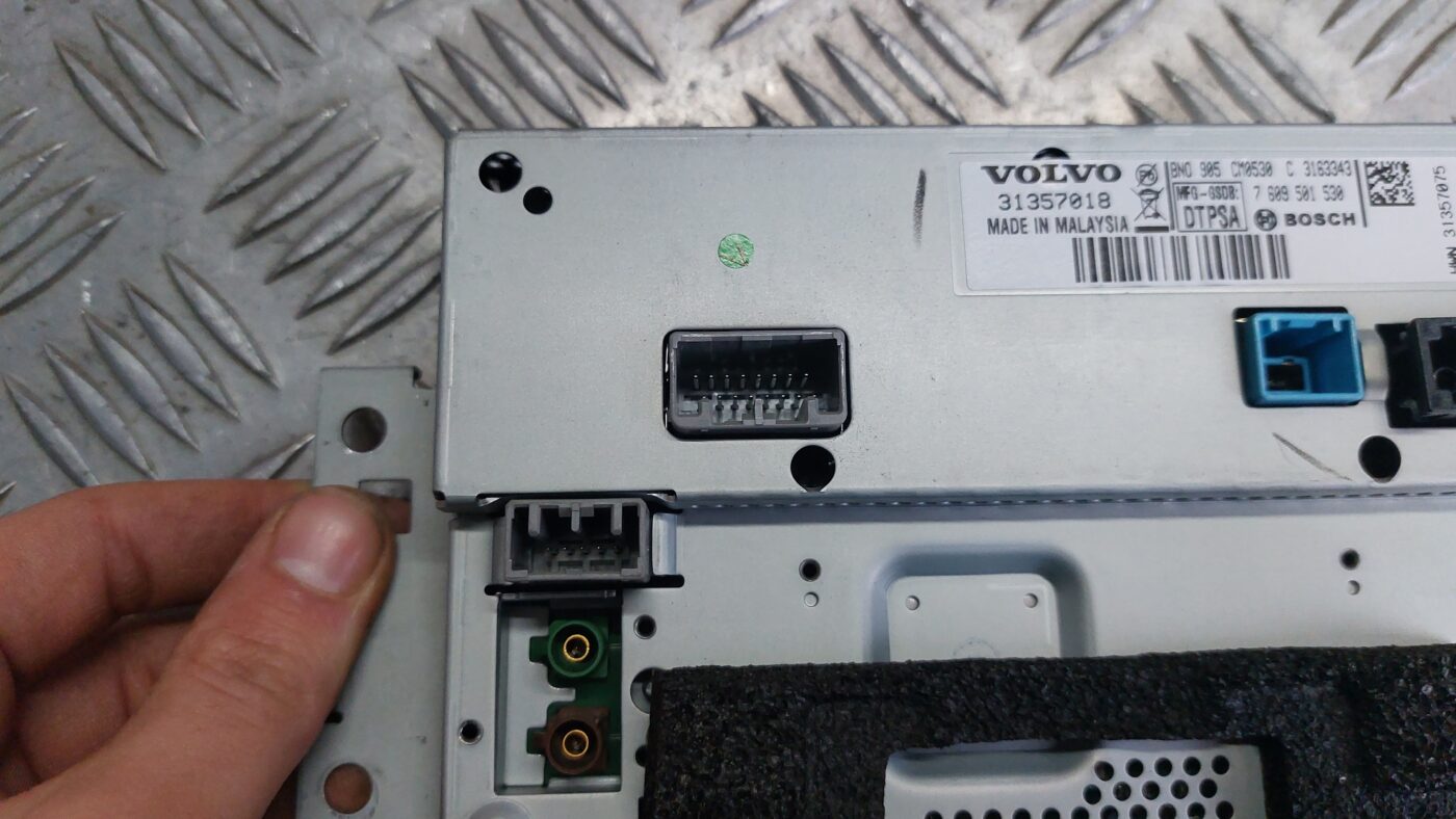 Displejs priekš VOLVO V60 2012 3 Displejs priekš VOLVO V60 2012