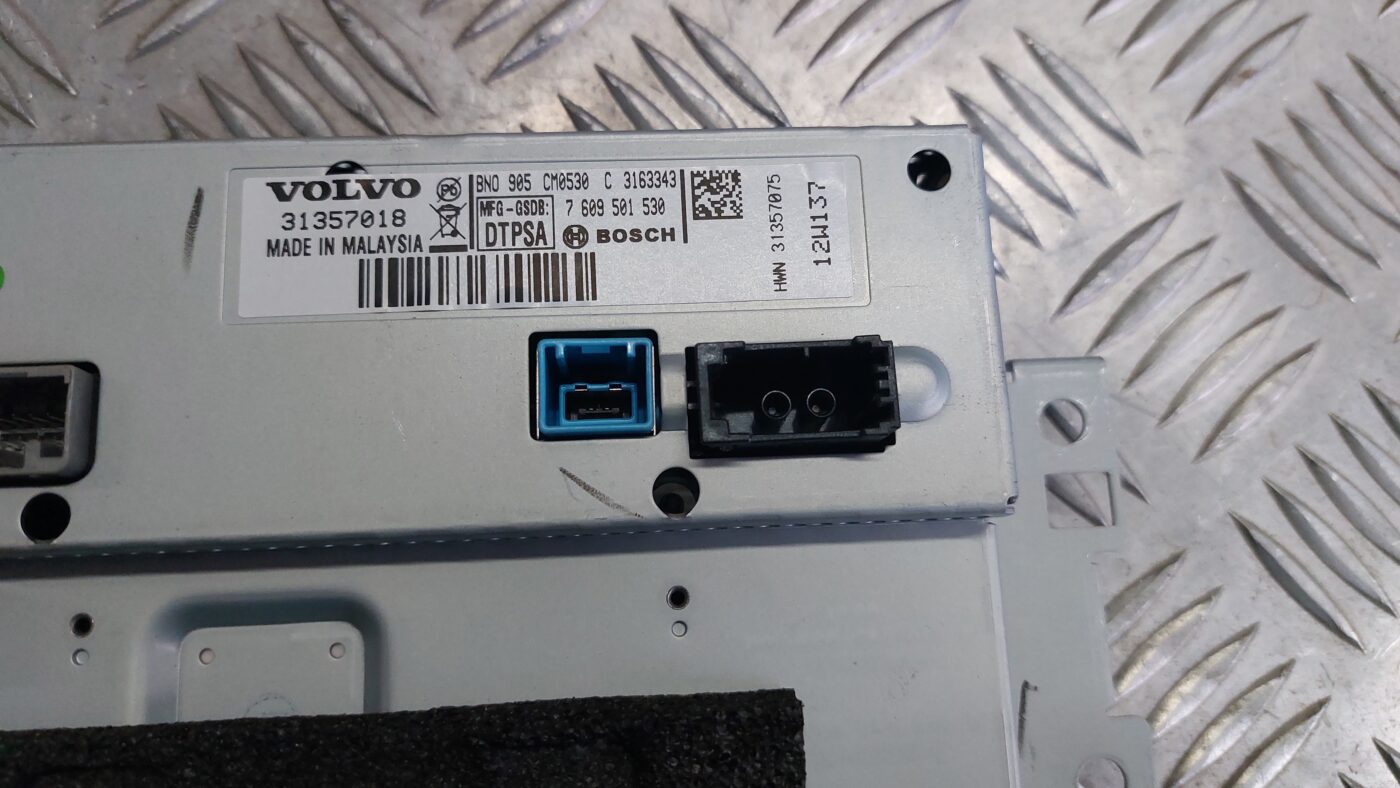 Displejs priekš VOLVO V60 2012 4 Displejs priekš VOLVO V60 2012