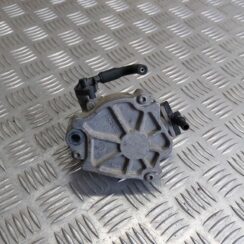 Vakuuma sūknis priekš VOLVO V60 2012