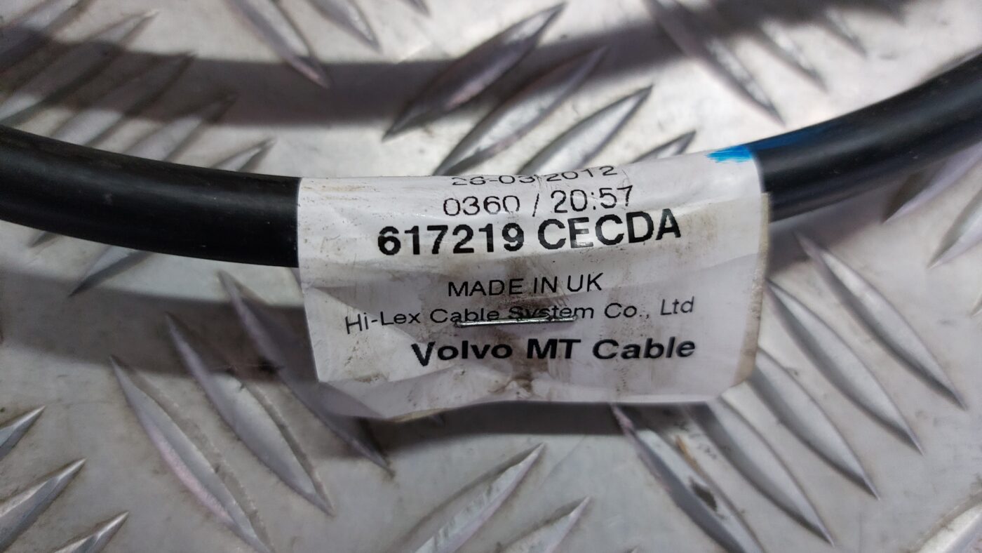 Pārnesumu pārslēgšanas mehānisma troses priekš VOLVO V60 2012 5 Pārnesumu pārslēgšanas mehānisma troses priekš VOLVO V60 2012