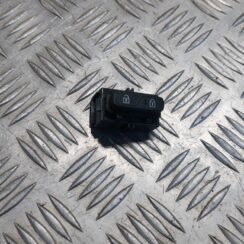 Atvēršanas/aizvēršanas poga priekš VOLVO V60 2012