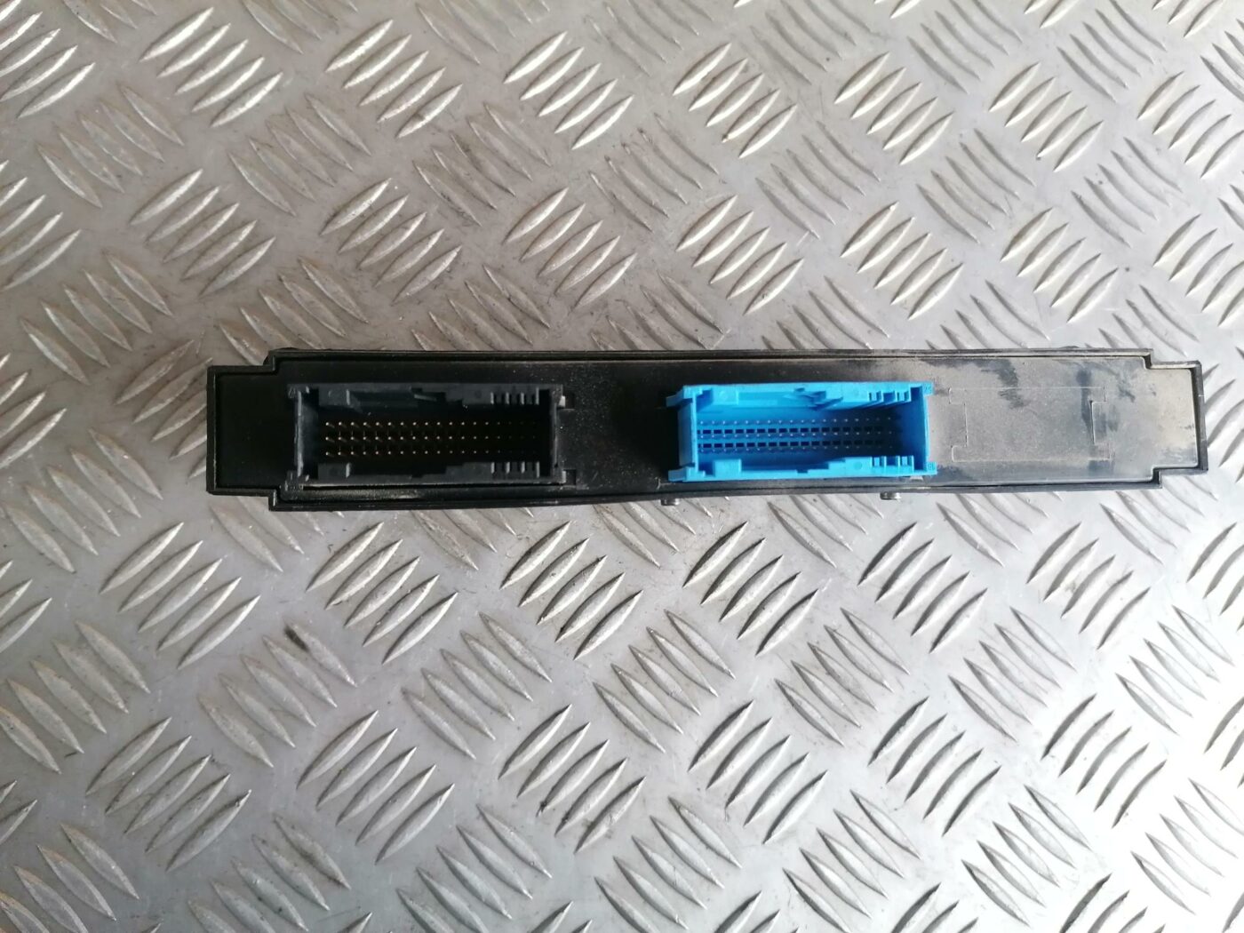 Komforta vadības bloks priekš BMW 123 E87 2008 BLACK