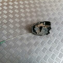 Aizmugurējo kreiso durvju slēdzene priekš BMW 123 E87 2008 BLACK