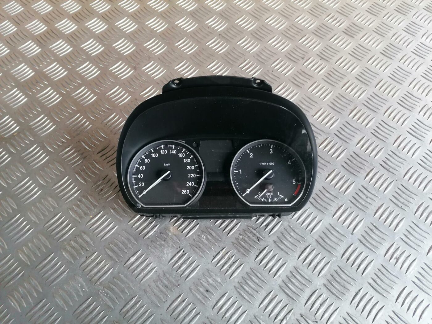 Spidometrs priekš BMW 123 E87 2008 BLACK