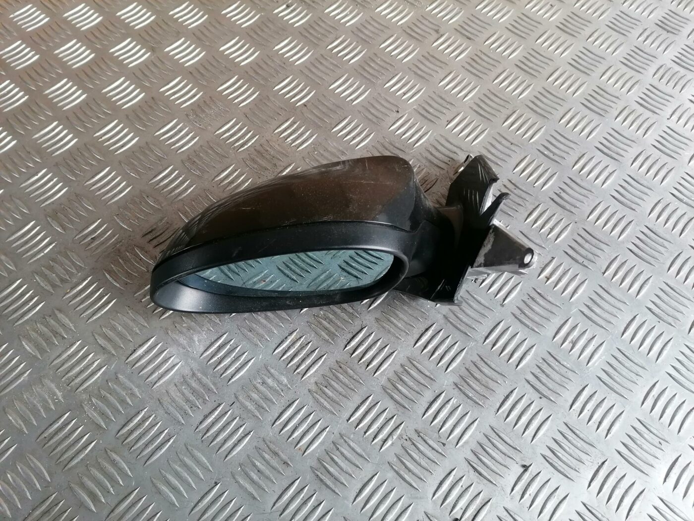 Ārējais spogulis, pa kreisi priekš BMW 123 E87 2008 BLACK