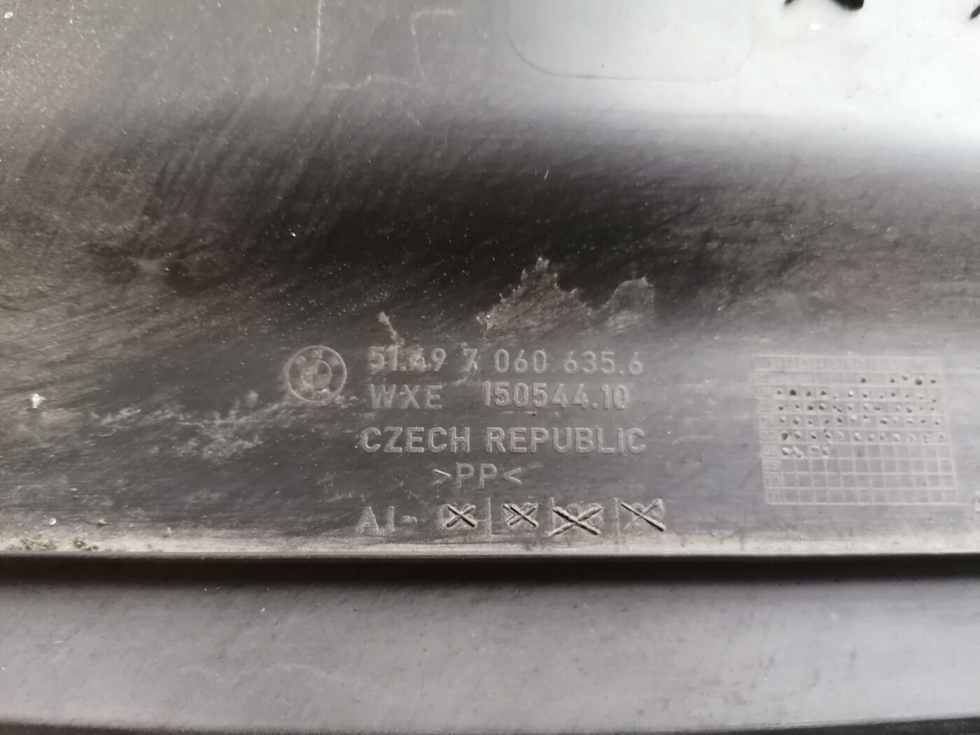 Bagāžnieka vāka apdare priekš BMW 123 E87 2008 BLACK