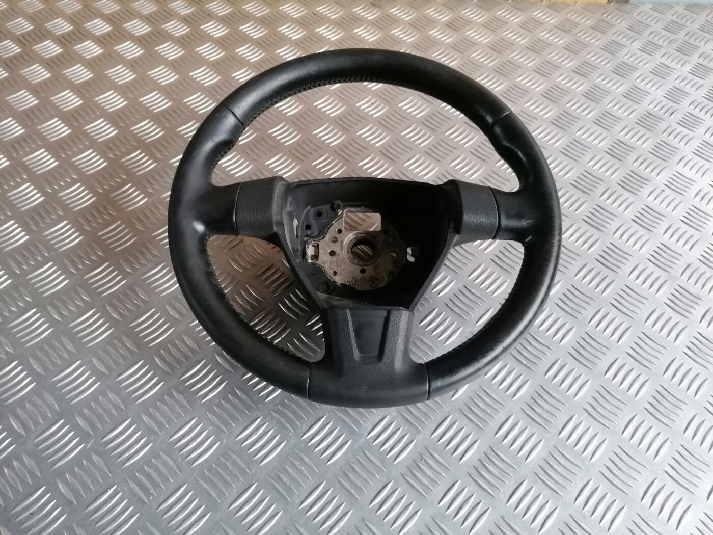 Stūre priekš ŠKODA OCTAVIA 2006