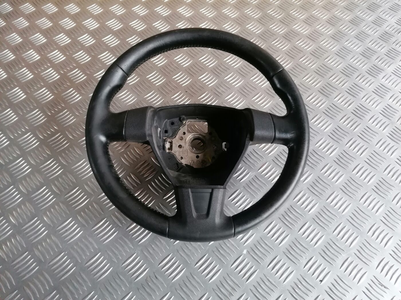 Stūre priekš ŠKODA OCTAVIA 2006