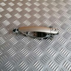 Aizmugurējais kreisais durvju rokturis priekš ŠKODA OCTAVIA 2006