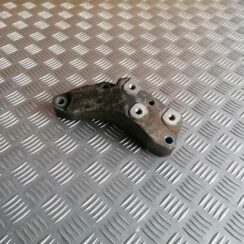 Pārnesumkārbas kronšteins priekš ŠKODA OCTAVIA 2006