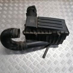 Gaisa filtra korpuss priekš ŠKODA OCTAVIA 2006