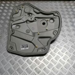 Stikla pacelšanas mehānisma panele priekš ŠKODA OCTAVIA 2006