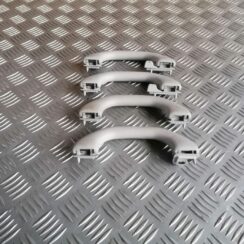 Salona rokturis griestos priekš ŠKODA OCTAVIA 2006