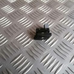 Stikla pacelšanas poga priekš ŠKODA OCTAVIA 2006