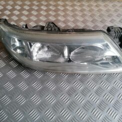 Priekšējais labais lukturis priekš RENAULT LAGUNA 2001-2007 8200002848R
