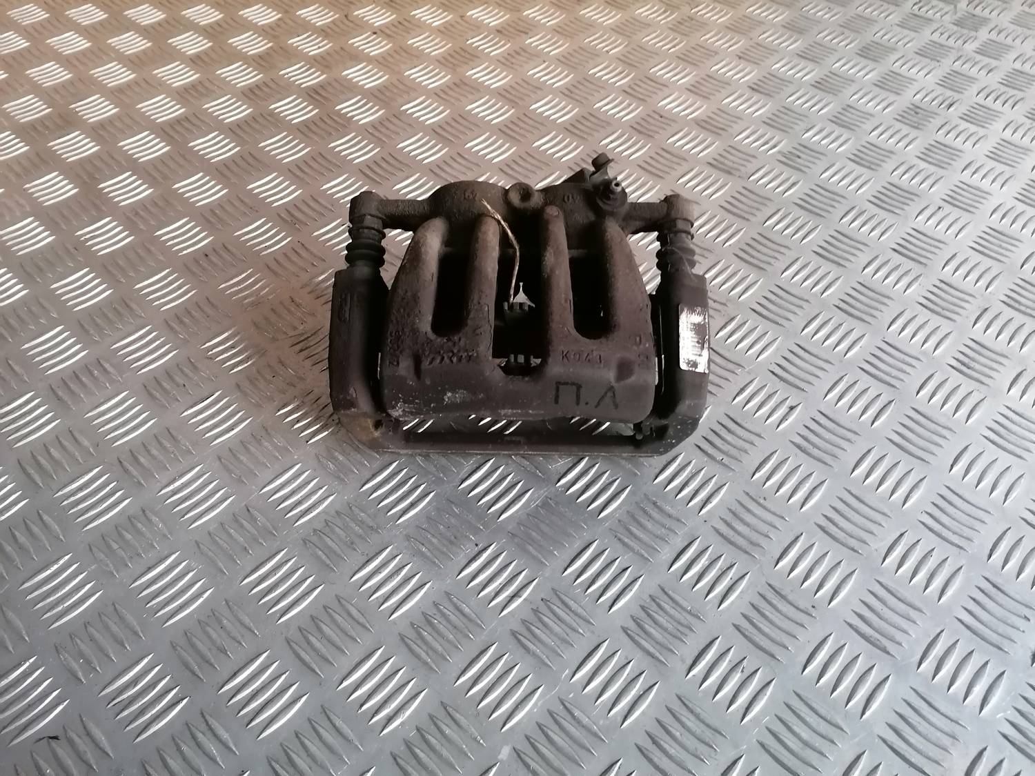 Priekšējais kreisais suports priekš PEUGEOT 607 2010 1 Priekšējais kreisais suports priekš PEUGEOT 607 2010