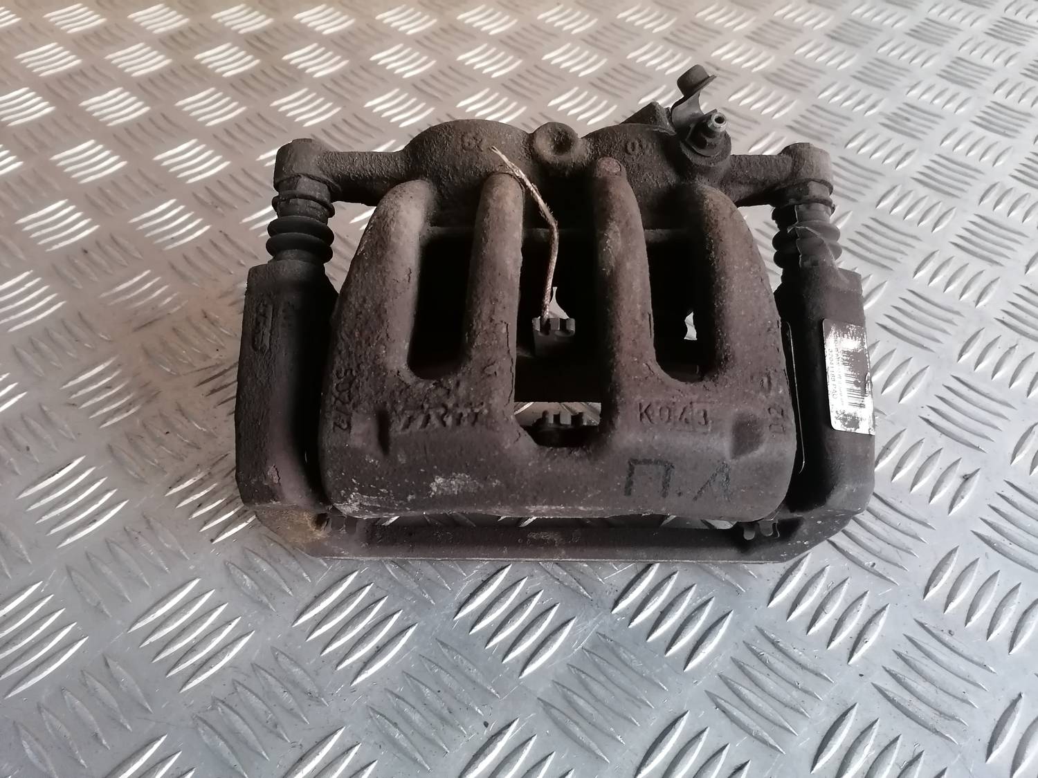 Priekšējais kreisais suports priekš PEUGEOT 607 2010 2 Priekšējais kreisais suports priekš PEUGEOT 607 2010