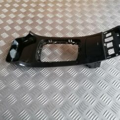 Centrālās konsoles dekoratīvais rāmis priekš PEUGEOT 607 2010