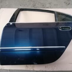 Aizmugurējās kreisās durvis priekš PEUGEOT 607 2010