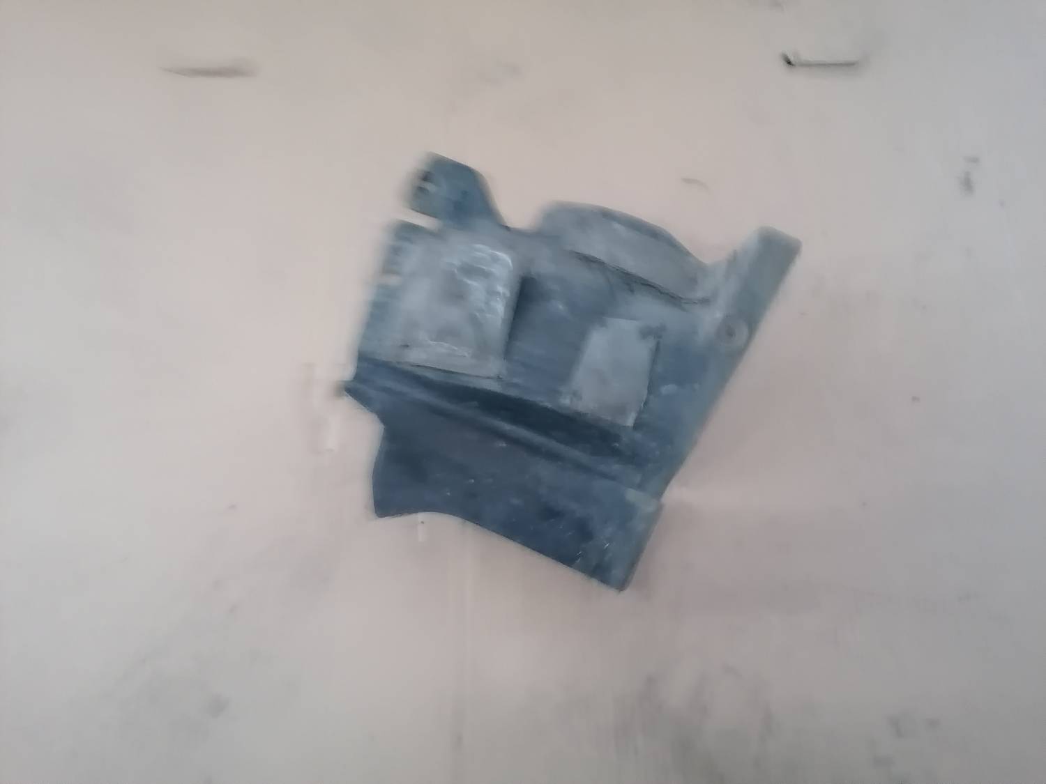 Dzinēja aizsargdaļas priekš PEUGEOT 607 2010 3 Dzinēja aizsargdaļas priekš PEUGEOT 607 2010