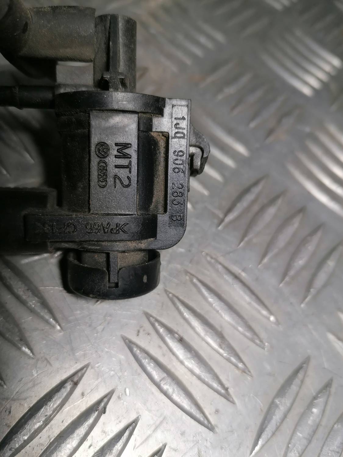 Solenoīda vakuuma vārsts priekš VW PHAETON 2003