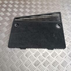 Bagāžnieka nodalījuma sānu apdares lūka priekš VW PHAETON 2003