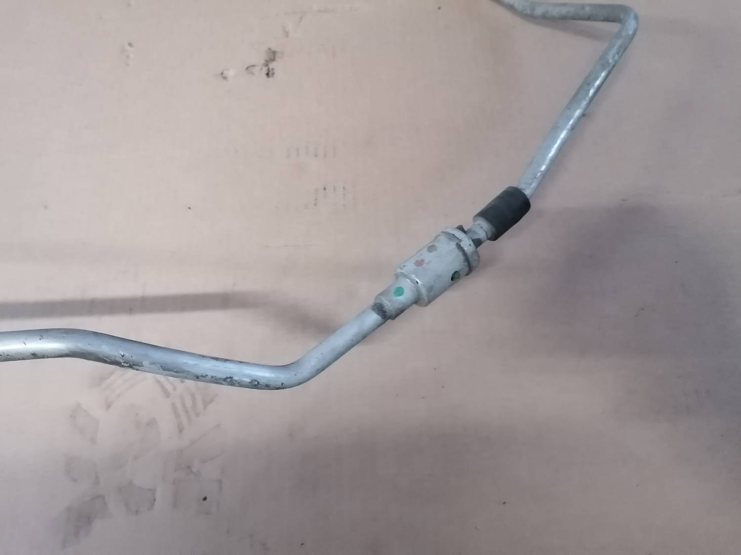 Gaisa kondicioniera galvenā caurule priekš VW PHAETON 2003