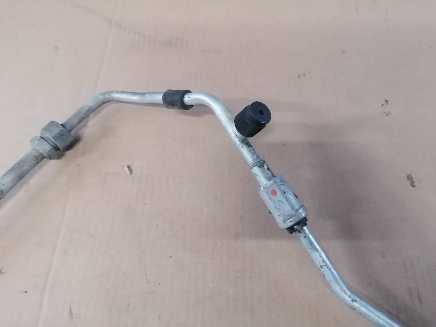 Gaisa kondicioniera galvenā caurule priekš VW PHAETON 2003