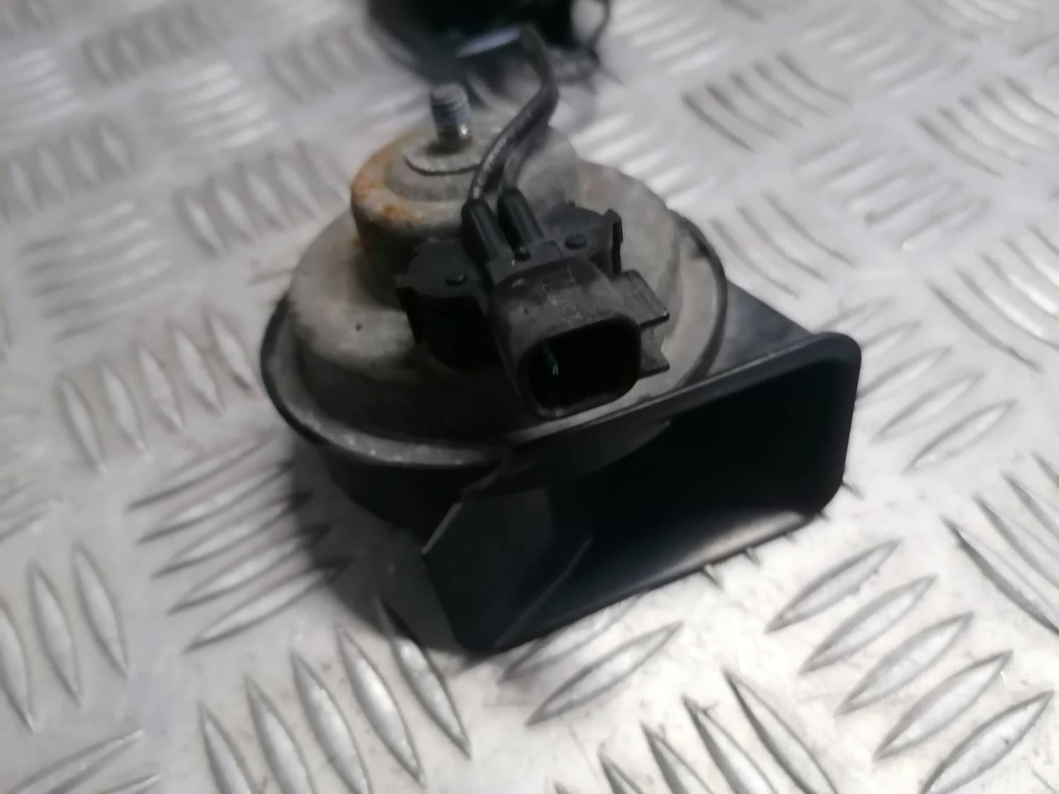 Skaņas signāls priekš OPEL INSIGNIA SPORTS TOURER 2013