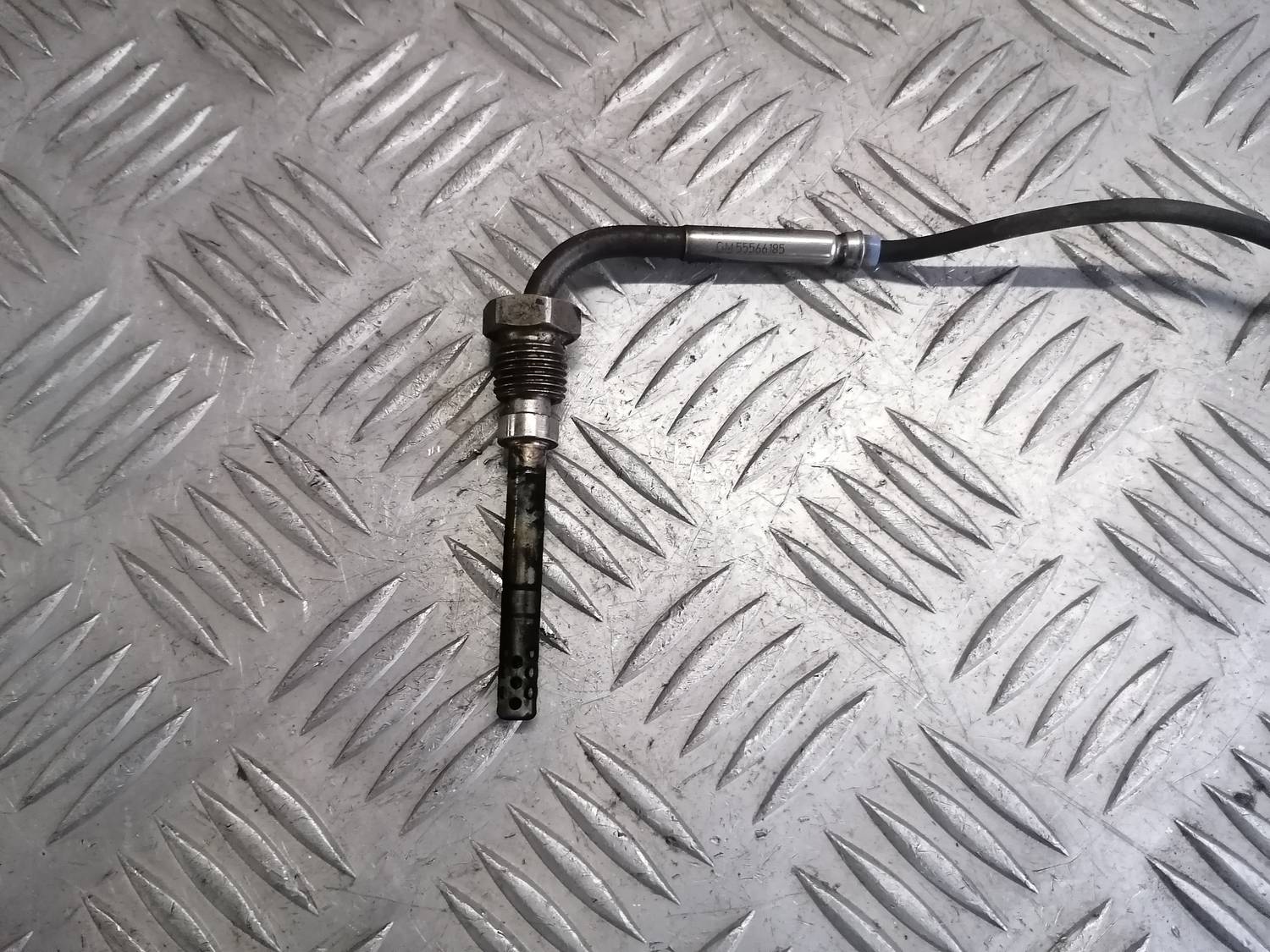 Izplūdes gāzu temperatūras devējs priekš OPEL INSIGNIA SPORTS TOURER 2013 2 Izplūdes gāzu temperatūras devējs priekš OPEL INSIGNIA SPORTS TOURER 2013