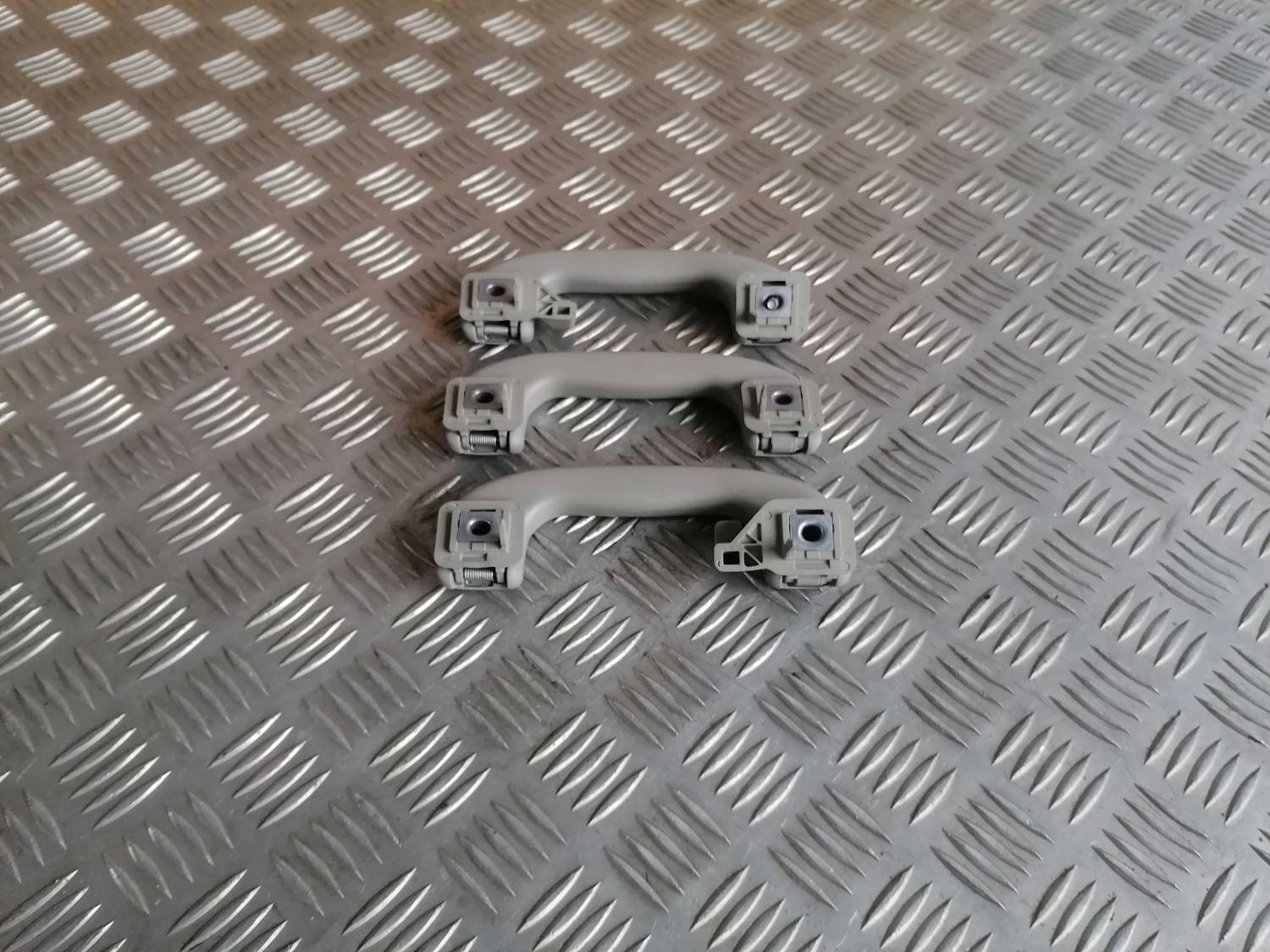 Salona rokturis griestos priekš OPEL INSIGNIA SPORTS TOURER 2013 1 Salona rokturis griestos priekš OPEL INSIGNIA SPORTS TOURER 2013