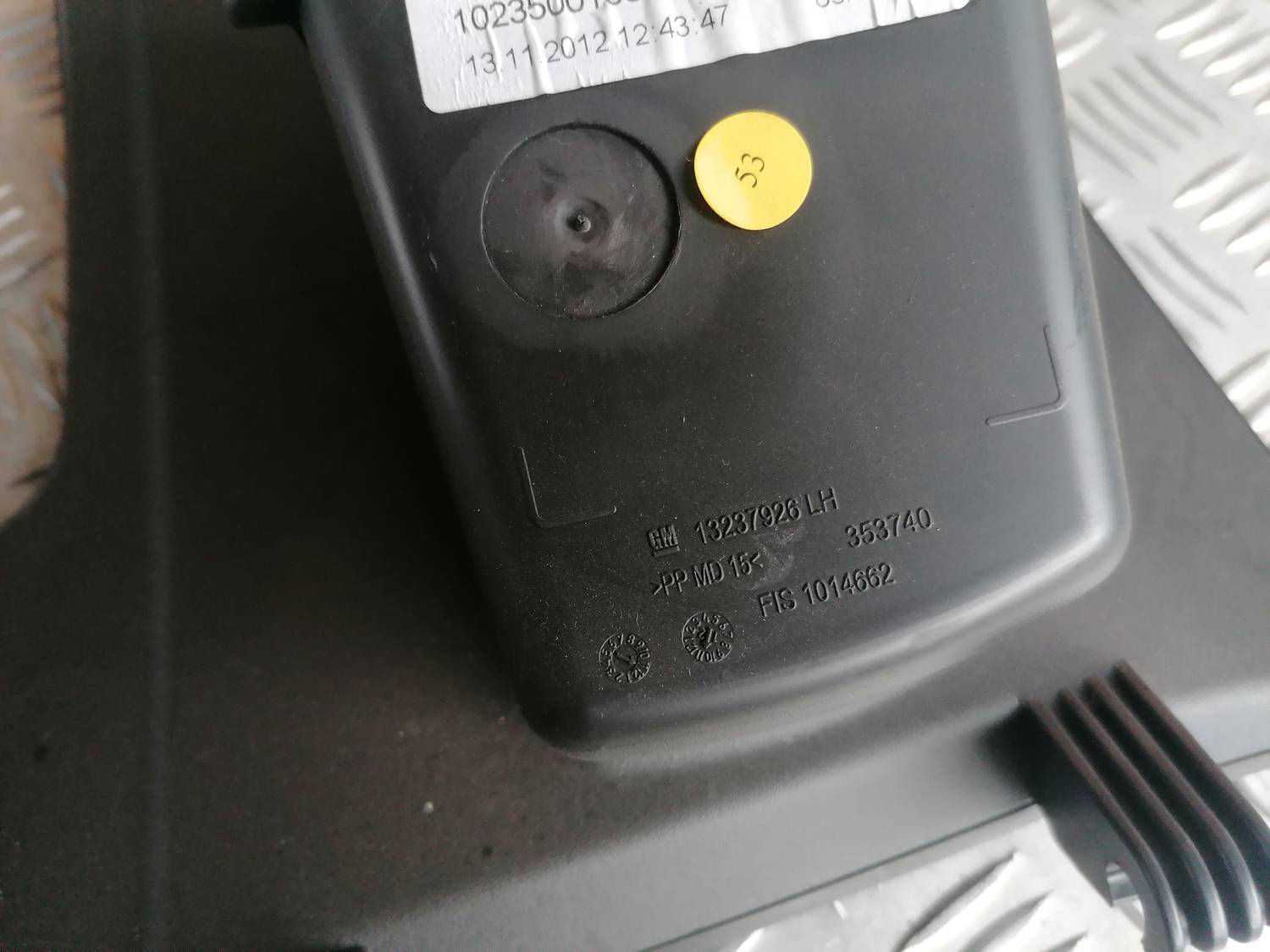 Mantu glabāšanas nodalījums vadītāja pusē priekš OPEL INSIGNIA SPORTS TOURER 2013