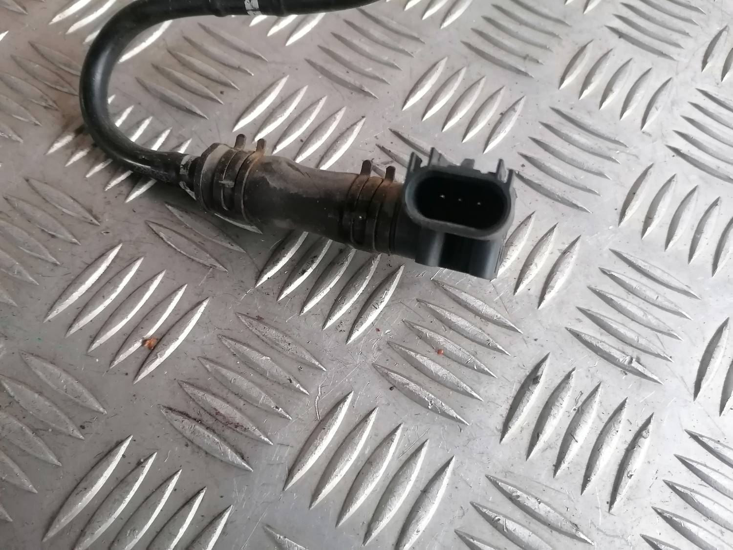 Solenoīda vakuuma vārsts priekš OPEL INSIGNIA SPORTS TOURER 2013 2 Solenoīda vakuuma vārsts priekš OPEL INSIGNIA SPORTS TOURER 2013