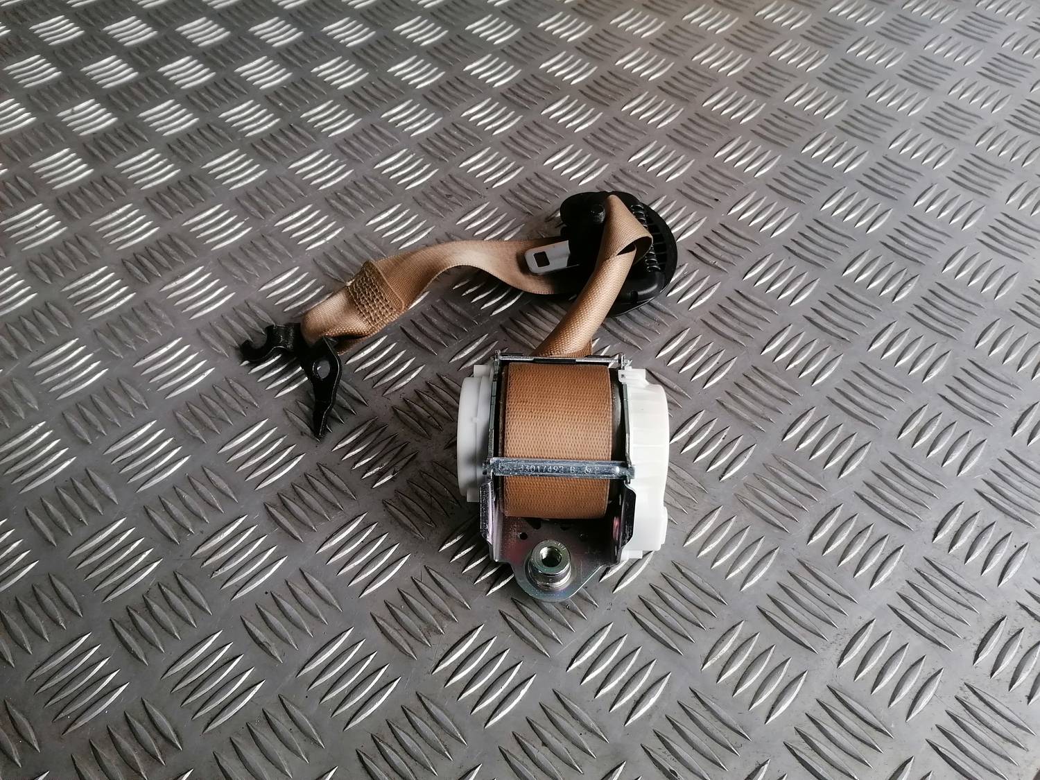 Priekšējā labā drošības josta priekš BMW 318D E91 2008 TOURING 3 Priekšējā labā drošības josta priekš BMW 318D E91 2008 TOURING