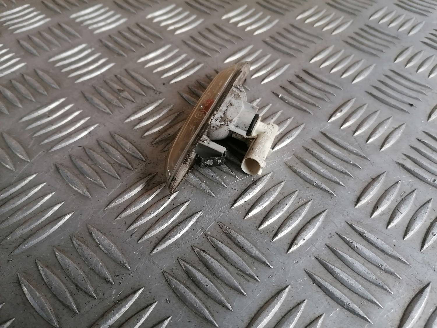 Pagrieziena signala lukturis priekš BMW 318D E91 2008 TOURING 3 Pagrieziena signala lukturis priekš BMW 318D E91 2008 TOURING