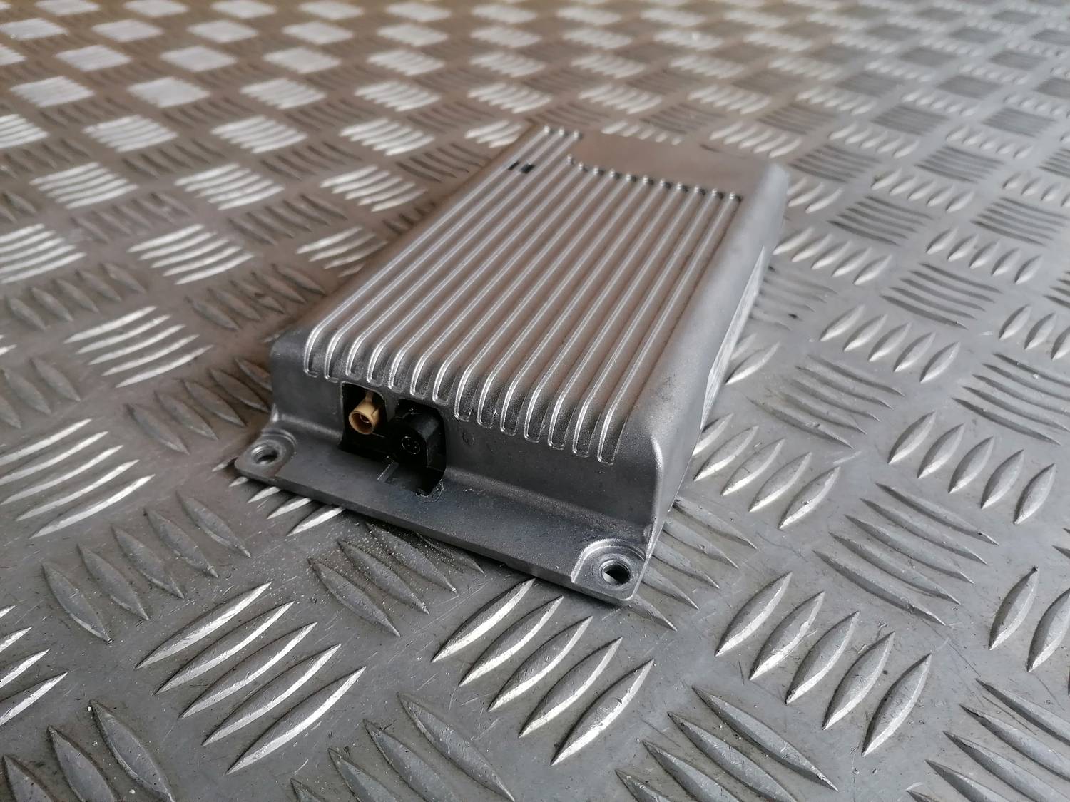 Tālruņa vadības bloks priekš BMW 318D E91 2008 TOURING 2 Tālruņa vadības bloks priekš BMW 318D E91 2008 TOURING