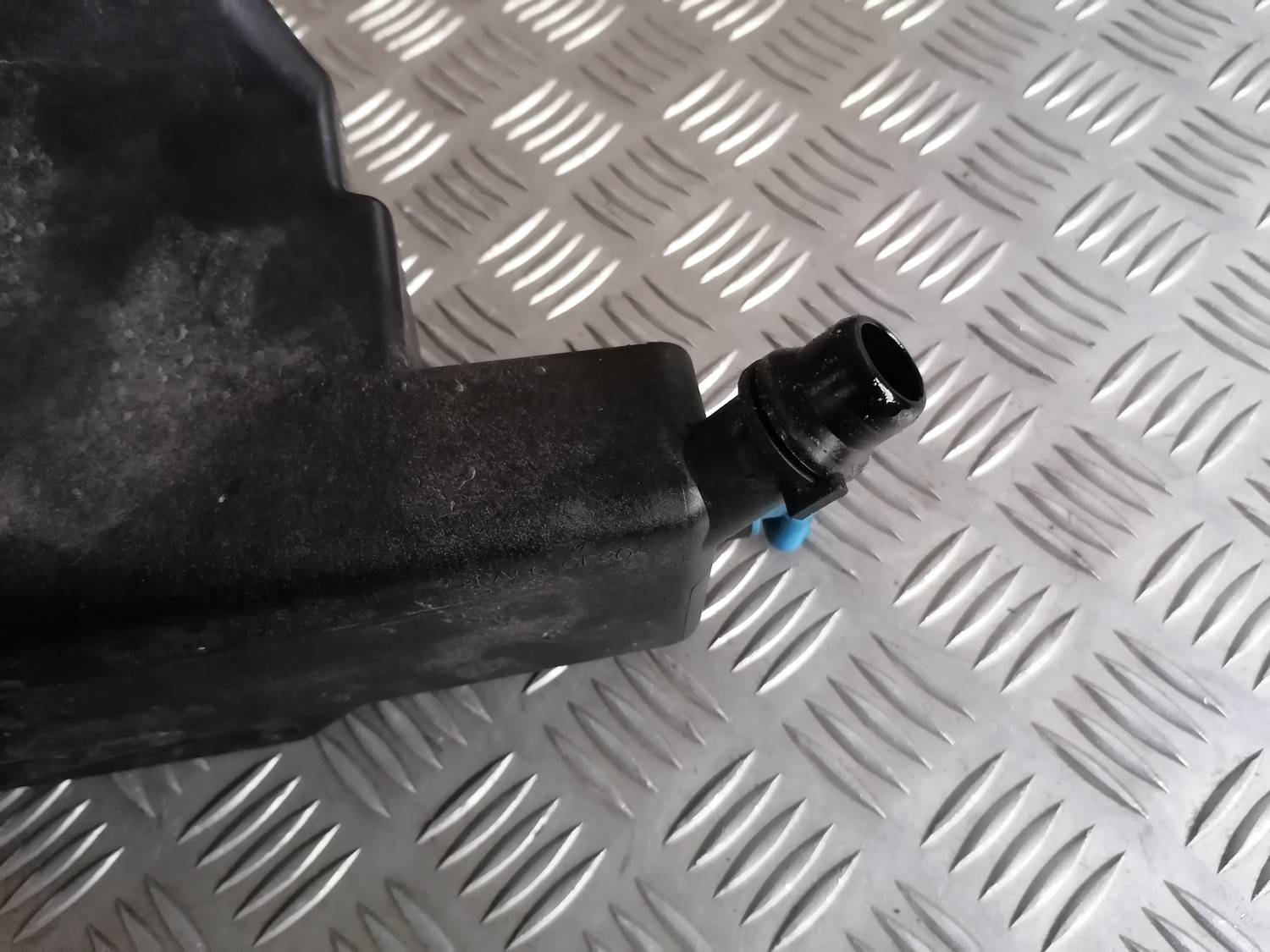 Dzesēšanas šķidruma tvertne priekš BMW 318D E91 2008 TOURING