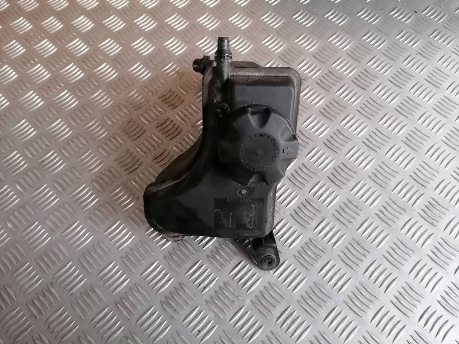 Dzesēšanas šķidruma tvertne priekš BMW 318D E91 2008 TOURING